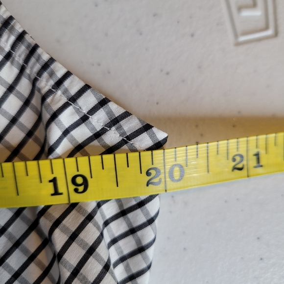 Lafayette 148 Collared Blouse Sleeveless 12 Black Trim Plaid Checkered Career - Picture 8 of 9